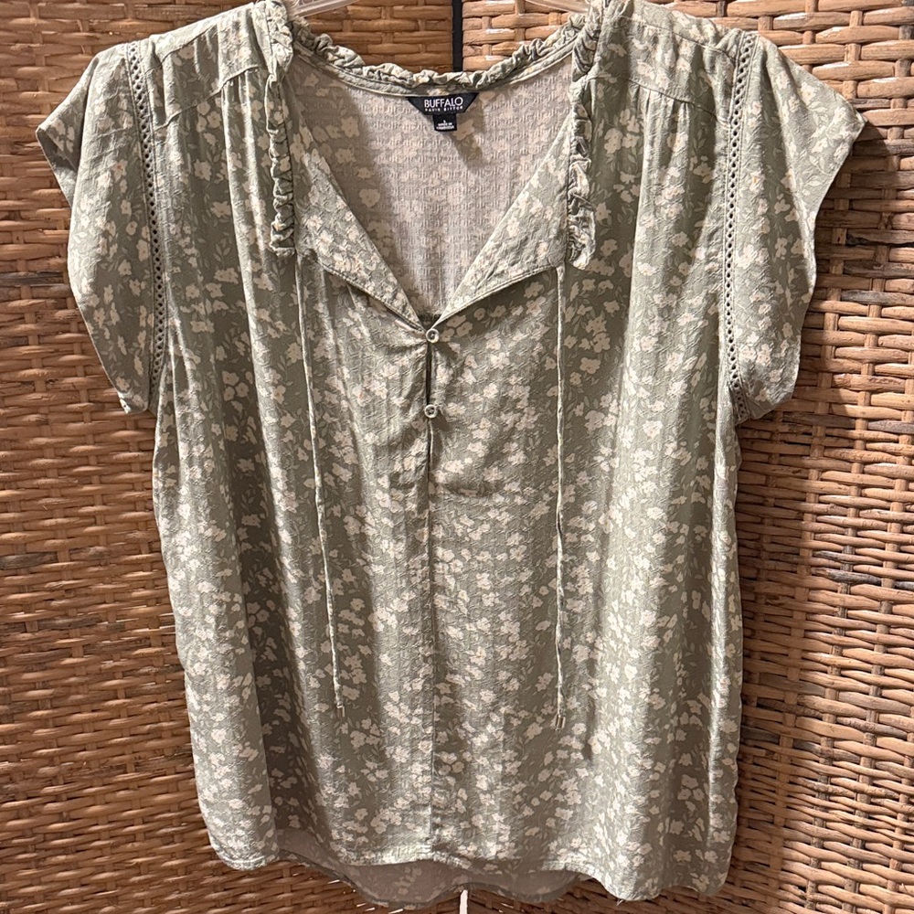 Buffalo David Bitton Sage Floral Blouse